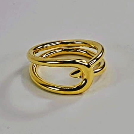 Interlocking ring
