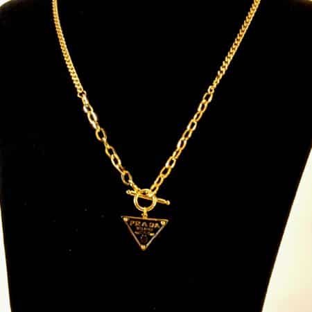 Prada chain